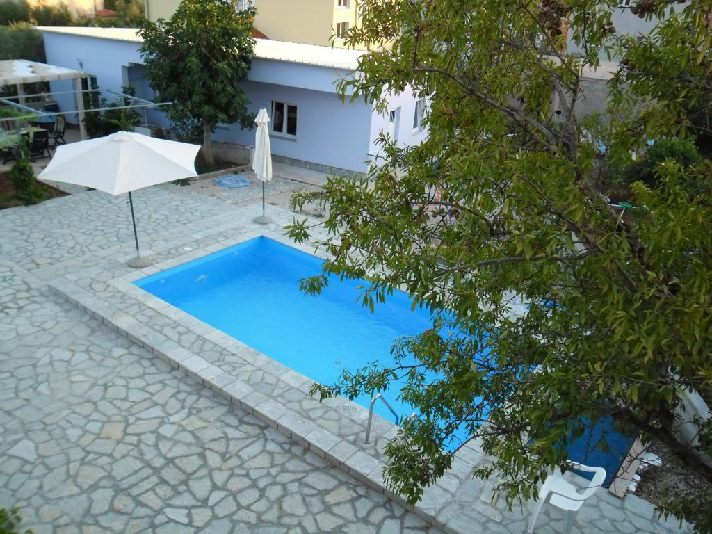 Apartments Jerine Tribalj Exterior foto