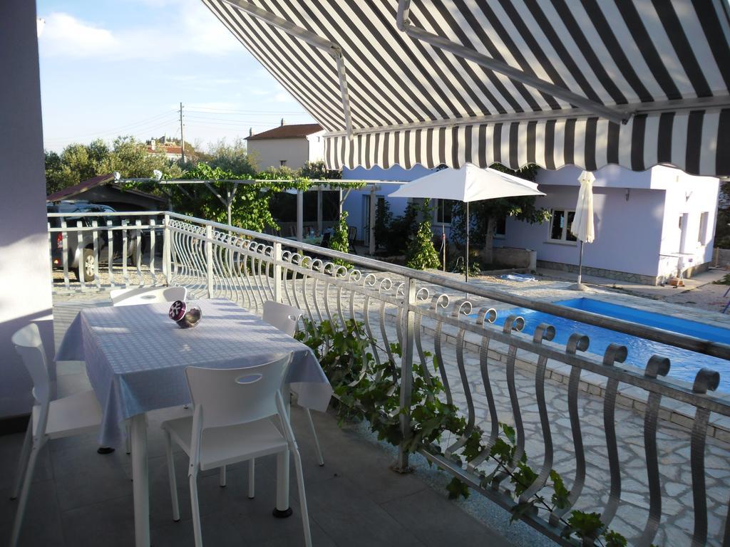 Apartments Jerine Tribalj Cameră foto